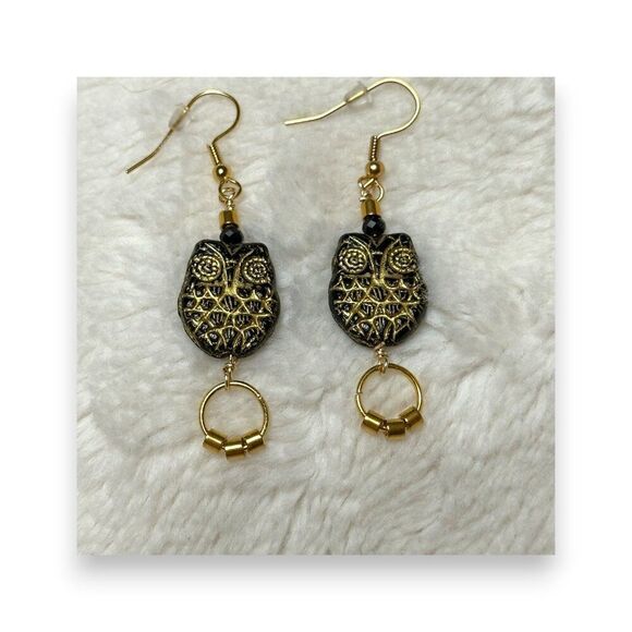 Czech Glass Gold Jet Owl Spinel Earrings Gold Plated Hooks and Beads - Picture 2 of 7